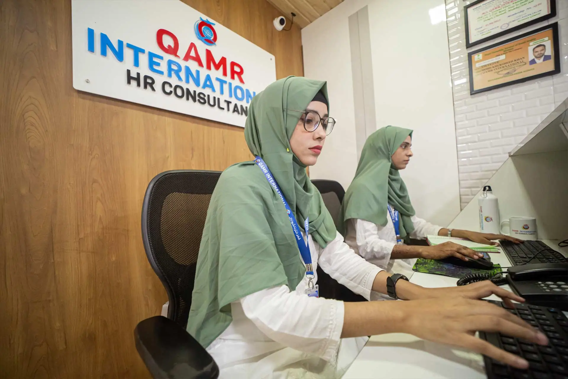 Qamr International gallery photo 3